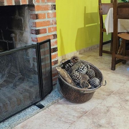El Rincon De Gredos Guest House Navaluenga Eksteriør bilde