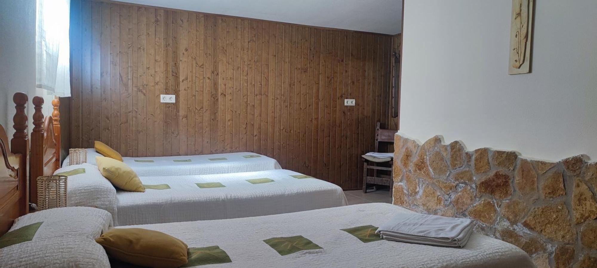 El Rincon De Gredos Guest House Navaluenga Eksteriør bilde